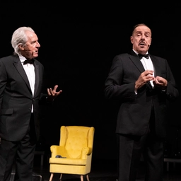 L’irresistibile duo comico Lopez/Solenghi al Teatro Petrarca di Arezzo