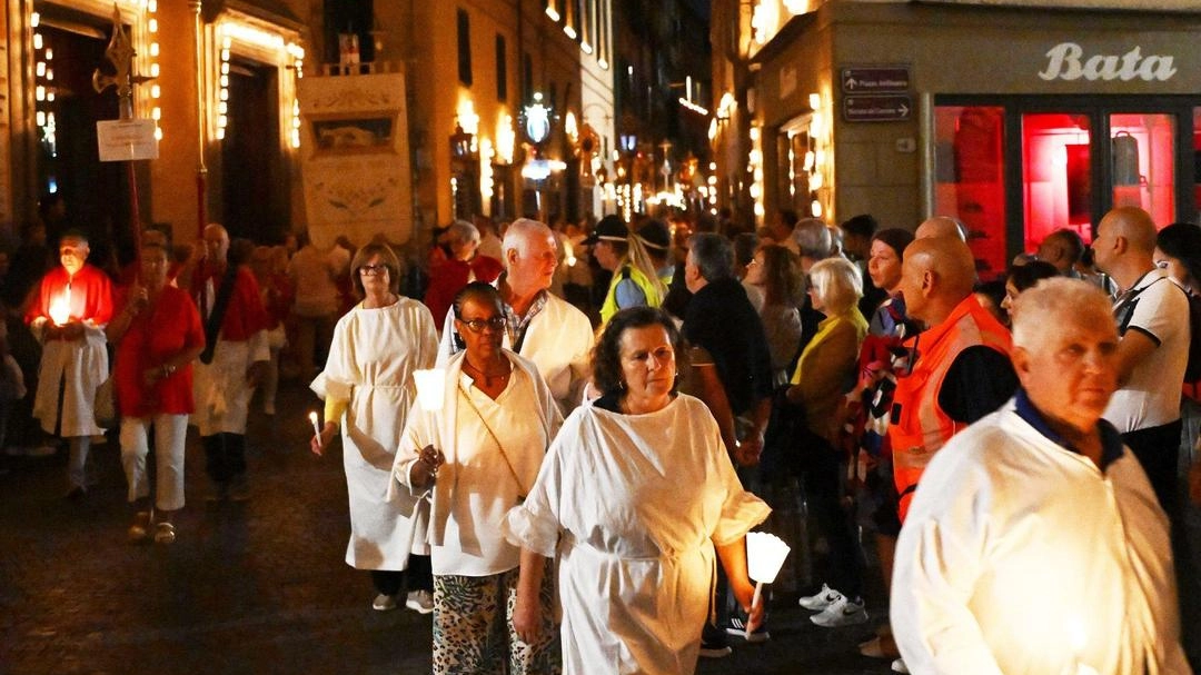 Lo spettacolo dopo la Luminara. Fuochi d’artificio alti 500 metri