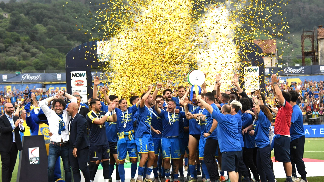 Una gioia incredibile dopo il risultato dei playoff 2023-24: promozione in Serie B