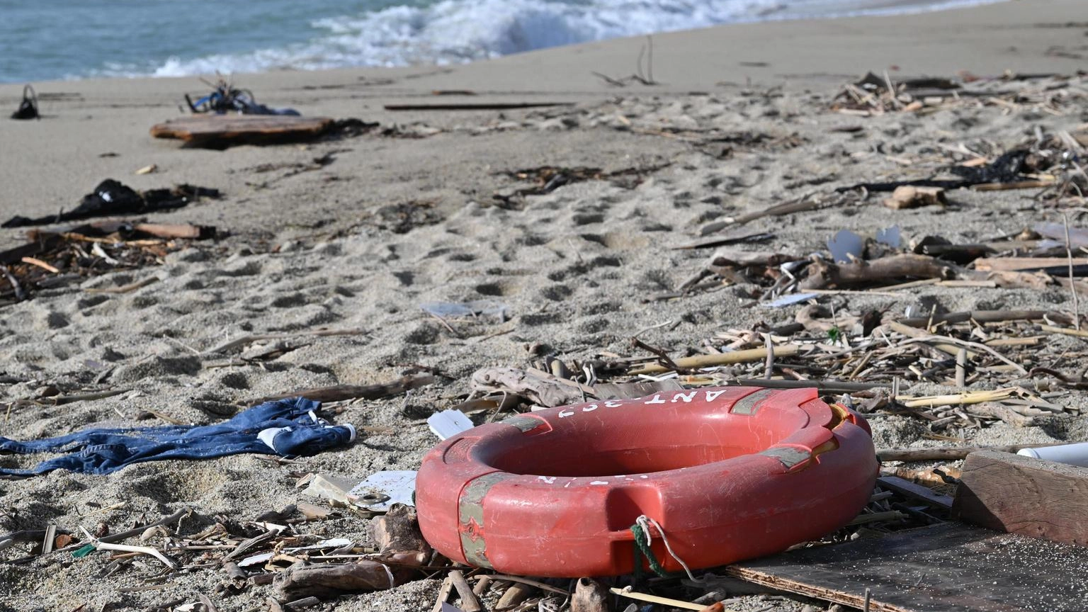 Naufragio Cutro, Procura Crotone 'processo per 6 indagati'