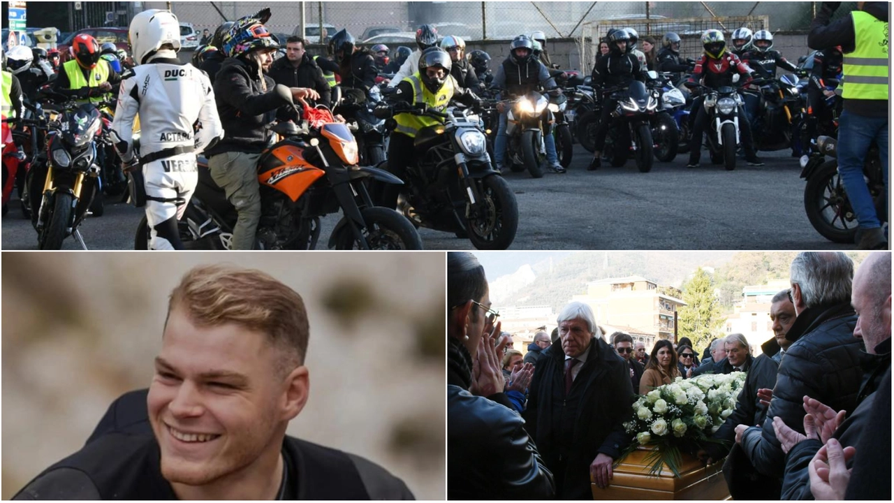 Alcuni momenti del funerale di Lorenzo Iacazzi, 23 anni, morto in moto in un incidente. Le esequie si sono svolte a Carrara (Foto Delia)