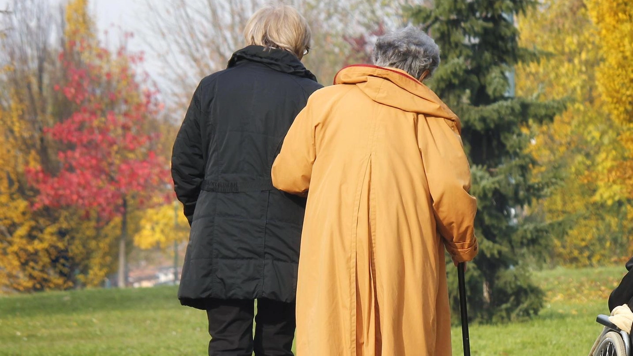 Arrivano fondi per l’assistenza ai malati di Alzheimer e. in favore delle donne vittime di violenza di genere (foto d’archivio)