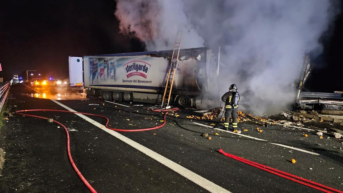 Prigionieri per dodici ore sull’Autostrada del Sole a causa del maxi incidente