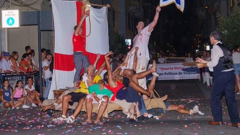 Sfilata di polemiche, la proposta di Porto Venere