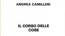 Sopra Andrea Camilleri, a sinistra il suo primo libro pubblicato da Lalli editore