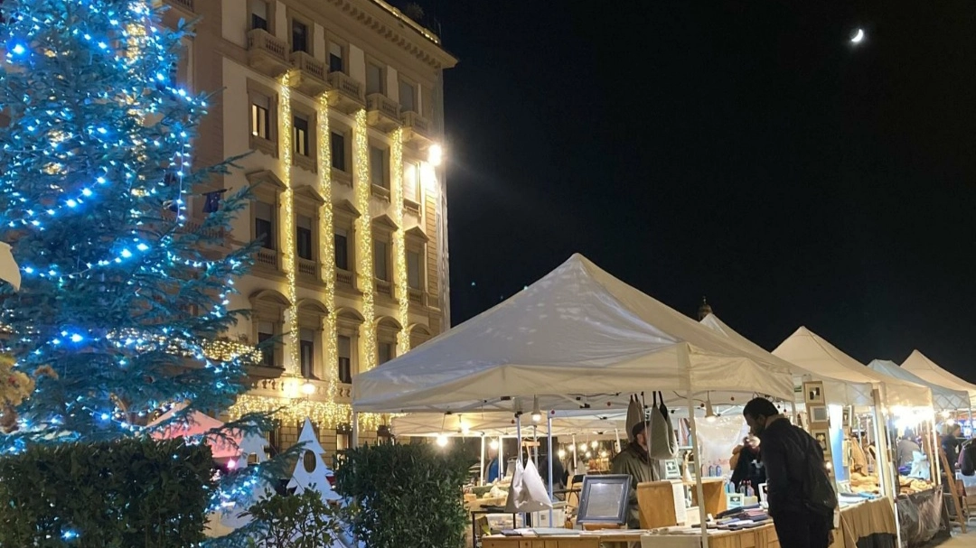 Il 30 novembre e 1 dicembre in piazza Ognissanti 40 artisti della ceramica in mostra dove trovare regali unici