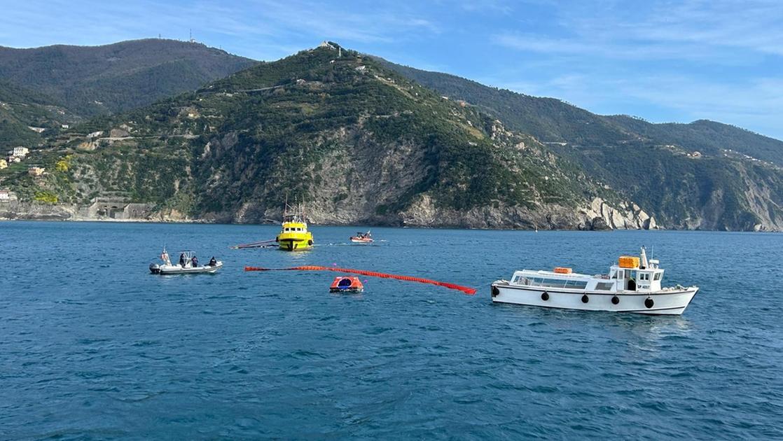 Tutela e sicurezza in mare. Esercitazione alle 5 Terre