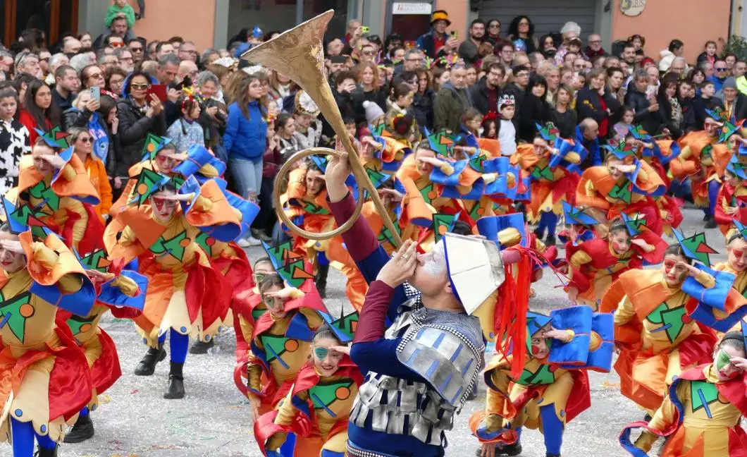 Carnevale, il gran finale. È il giorno dei vincitori e anche del Testamento. Reali: "Specchio di Foiano"