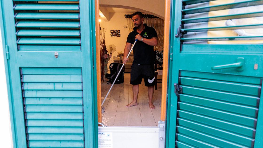 Marina di Pisa, torna l’incubo allagamenti: “Subito sotto l’acqua, temiamo per l’inverno”