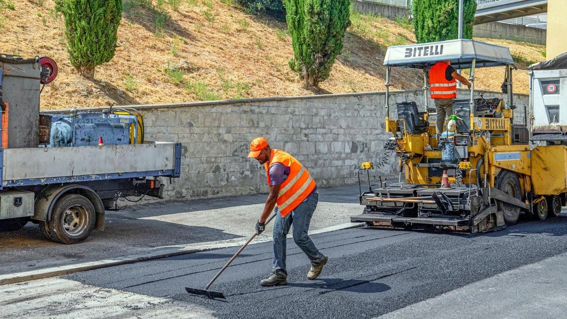 Una strategia del Comune di Capolona per cercare di far restare a vivere e lavorare più gente nel suo territorio .