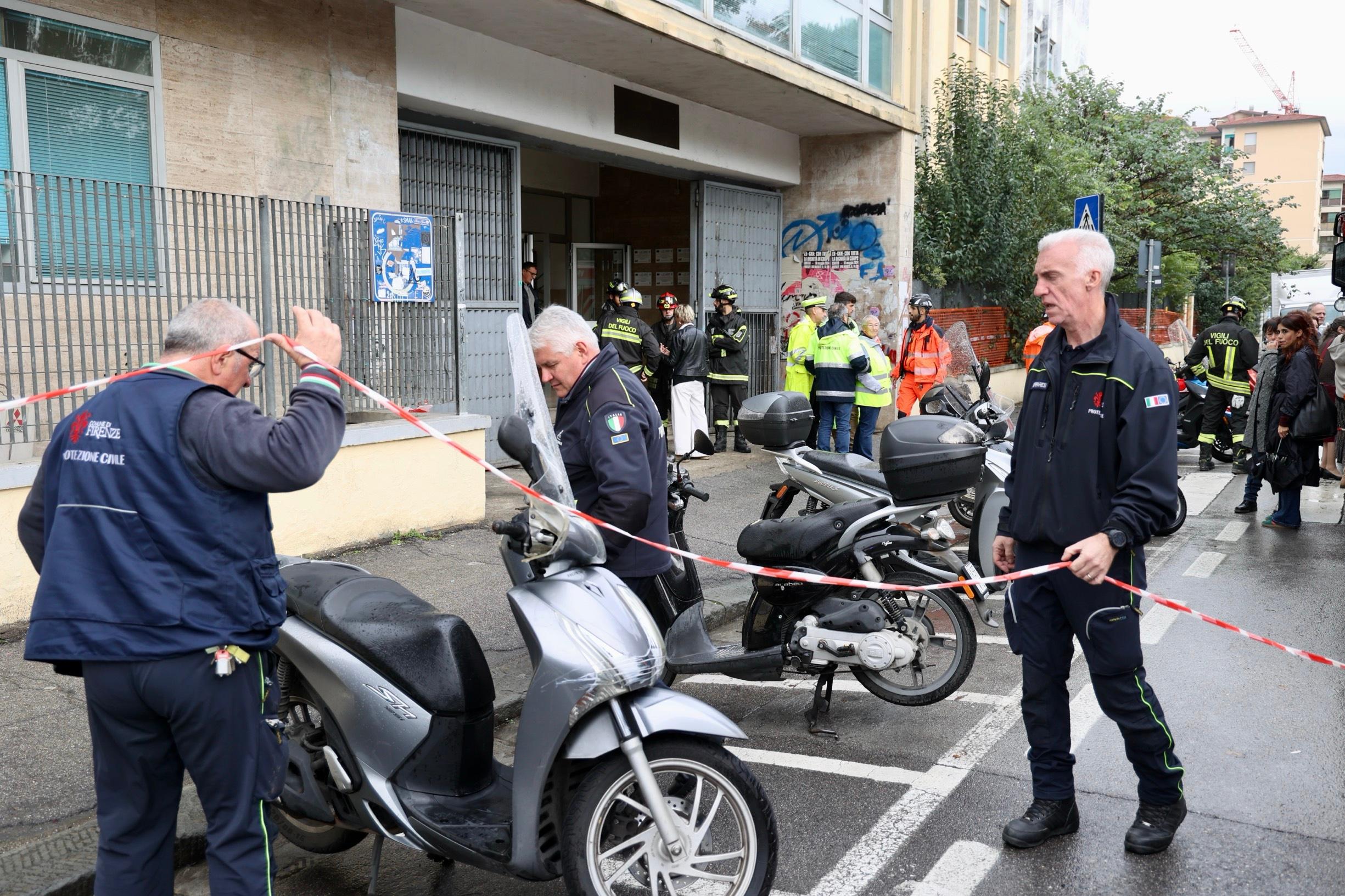 Firenze: il liceo Da Vinci è agibile. riprendono le lezioni. Ma i ragazzi fanno sciopero