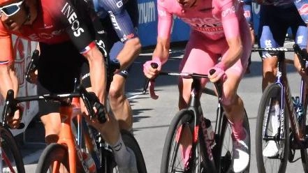 La tappa lucchese del Giro di Italia dello scorso anno (foto Alcide)