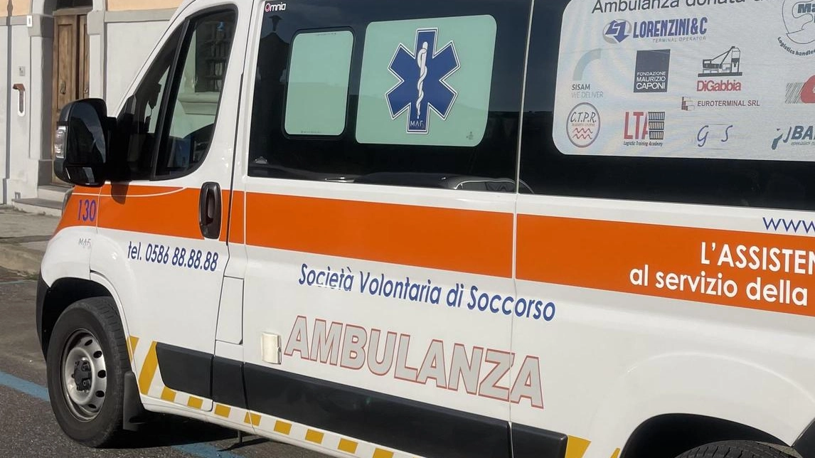 Sul posto anche un'ambulanza