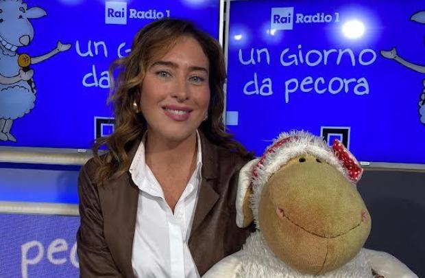 La cena col fidanzato, gli errori di gioventù: la Boschi si racconta nel giorno del compleanno