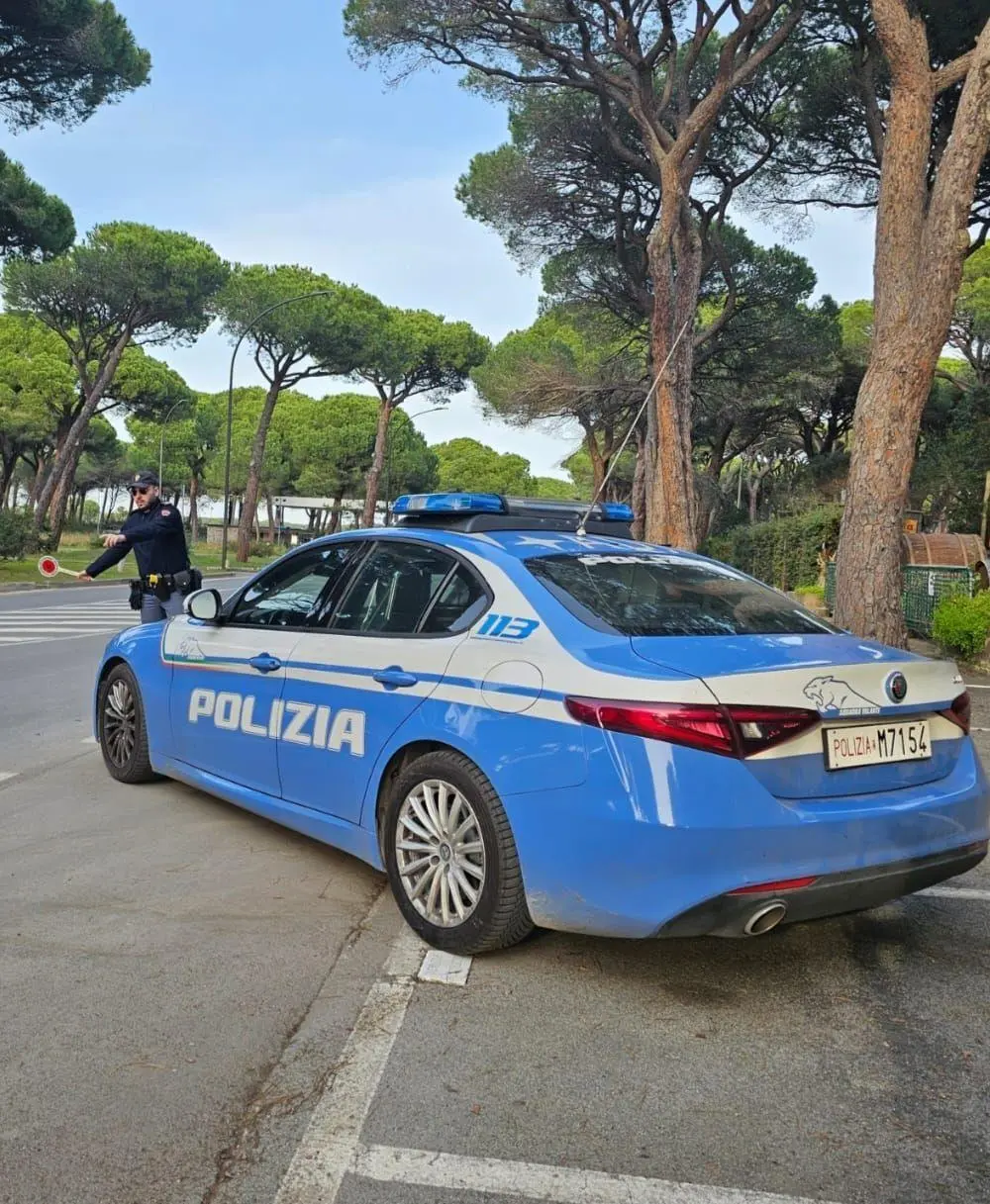 Deve scontare due anni ma è al parco: arrestato