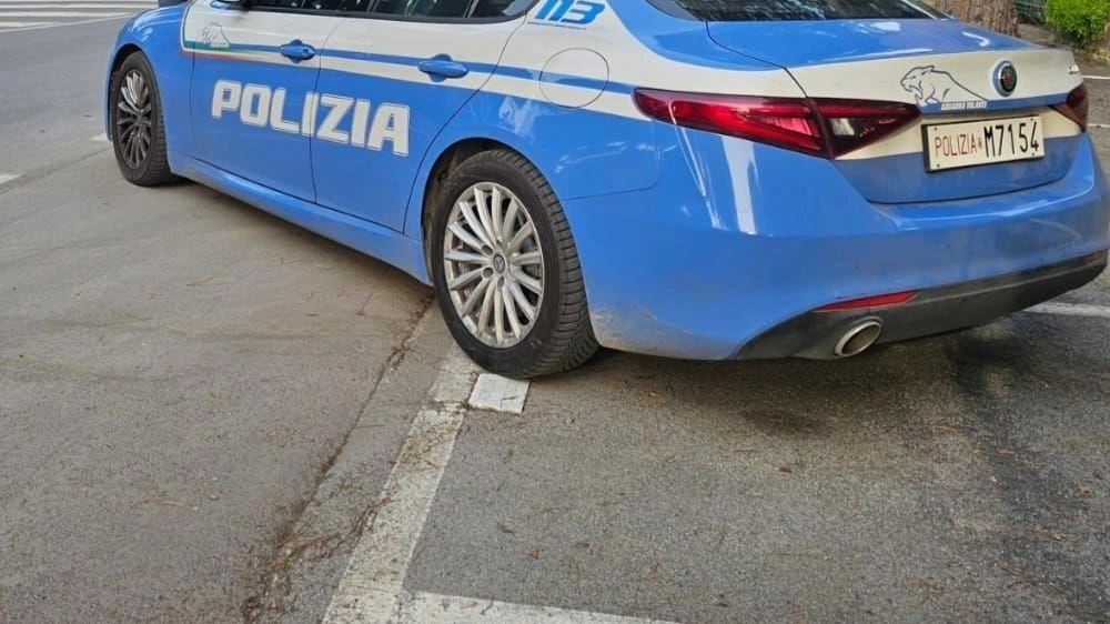 Durante i servizi di controllo del territorio effettuati dalle Volanti nella zona di Roselle, gli agenti della Questura di Grosseto...