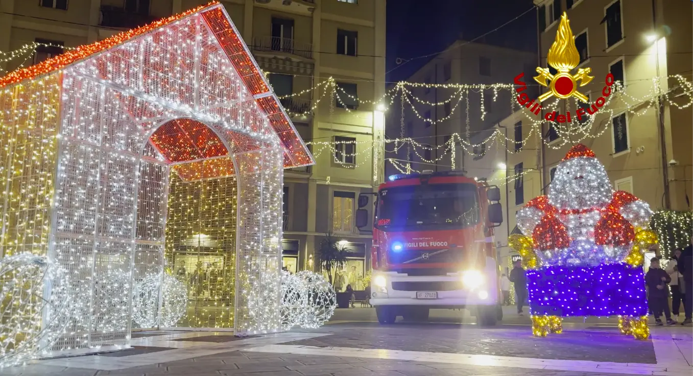 La Spezia, il Natale dei vigili del fuoco in un video