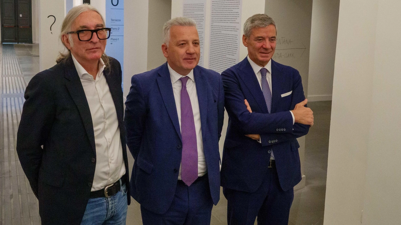 Il nuovo Camec-Centro d’arte moderna e contemporanea della Spezia riapre con un restyling architettonico e organizzativo, offrendo un percorso espositivo innovativo e accessibile a tutti.