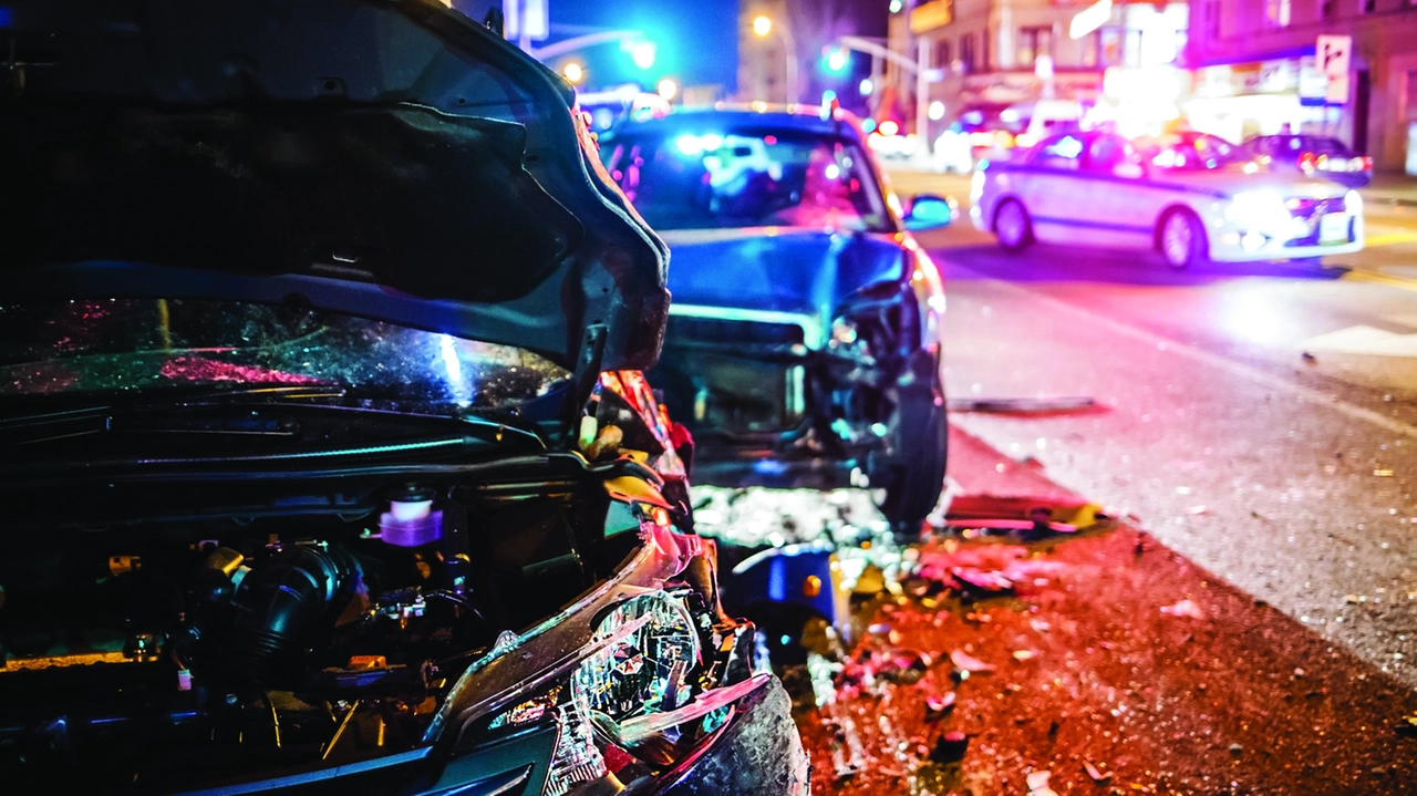 A livello nazionale, aumentano i sinistri e i feriti, ma sulle nostre strade si registrano meno morti. Tra le cause, ai primi tre posti troviamo la distrazione, la mancata precedenza e la velocità eccessiva. I dati relativi alla Toscana riflettono quelli di tutto il Paese: ecco, nel dettaglio, le cifre dello scorso anno