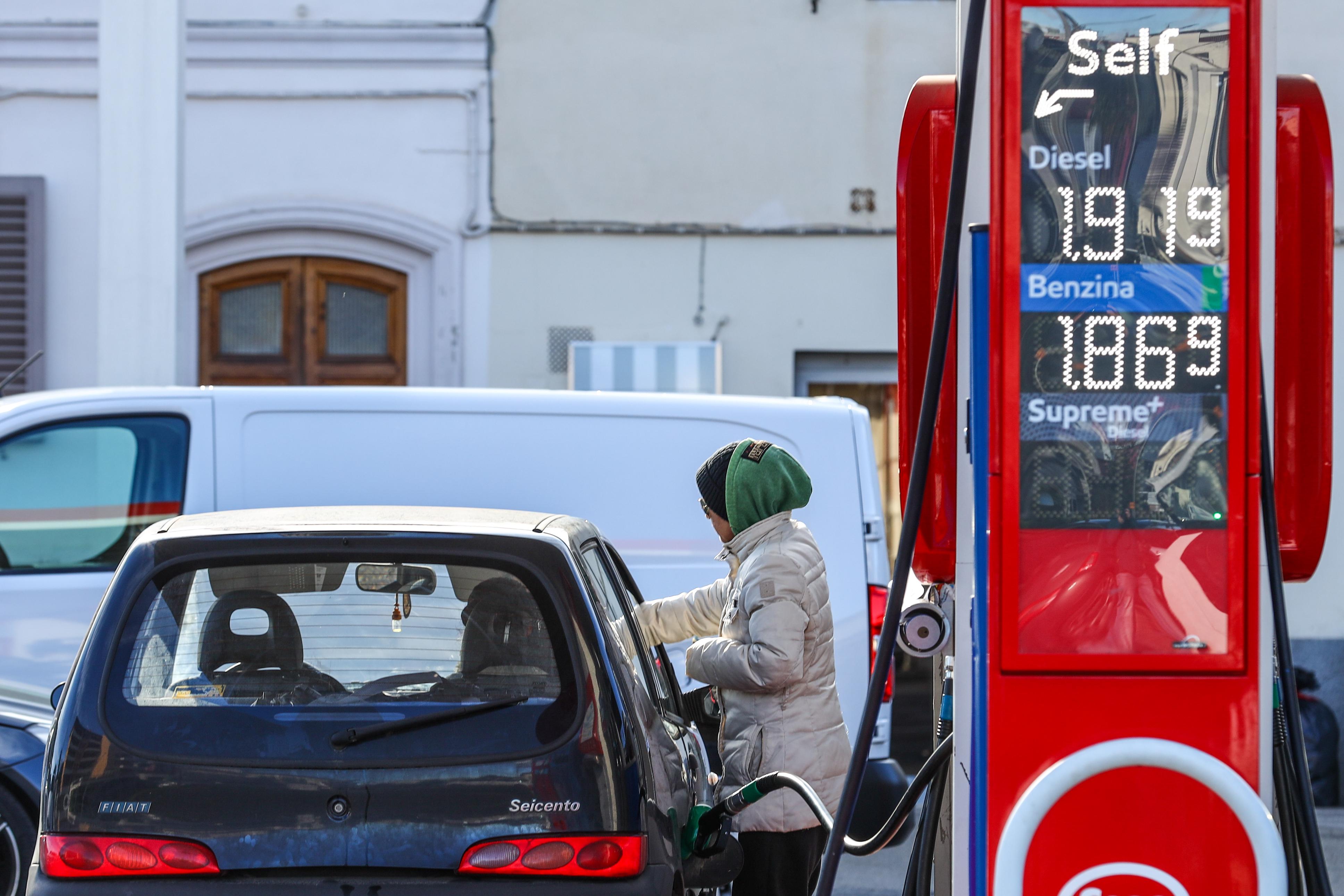 San Godenzo, chiuso l’unico distributore. E ora lo compra il Comune