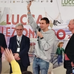 Fumetti: “Lucca Collezionando” incorona Pera Toons con il premio “Omino Bufo”, ricordando Castelli