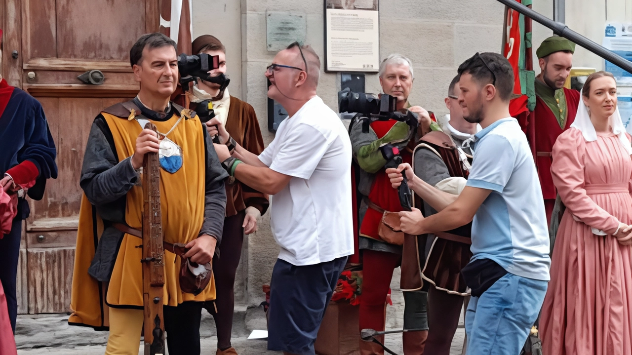 Il Palio della Balestra di Sansepolcro è in lizza per "Il Palio d’Italia" di Rai Due, ottenendo visibilità e promozione grazie a una puntata speciale che ha esaltato le tradizioni e l'arte della città.