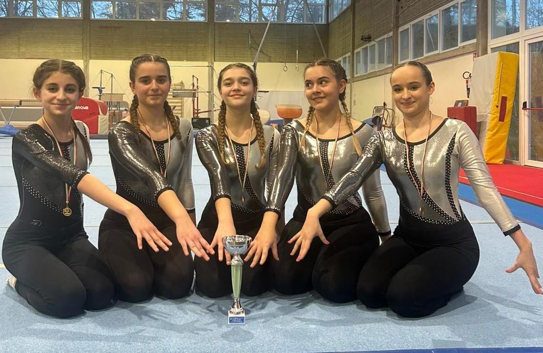 Applausi al Centro ginnico Olimpia. Pioggia di medaglie in Toscana