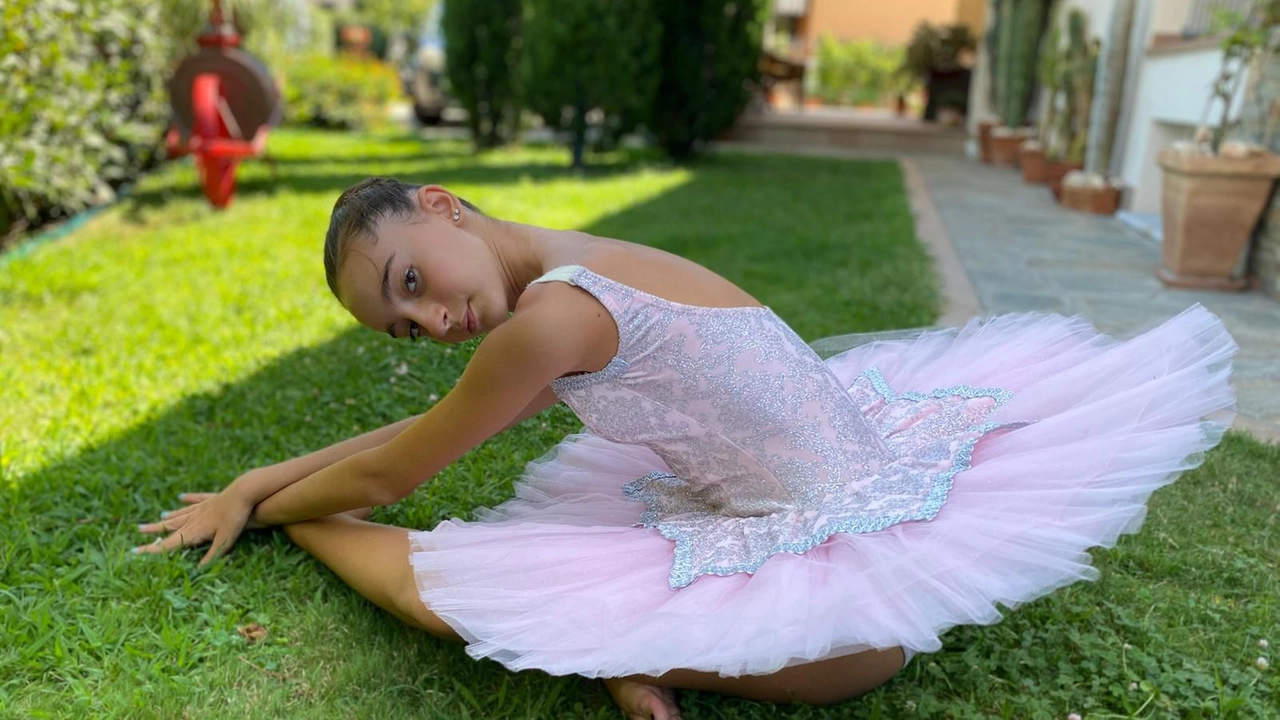 Da Massarosa alla Scala fino all’Opera di Roma, la ballerina: “A 11 anni lasciai casa”