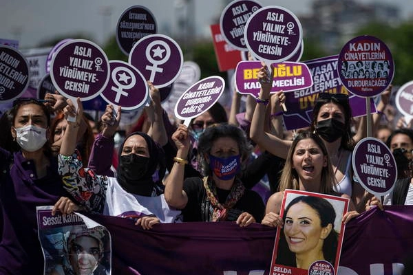 TURKEY WOMEN RALLY