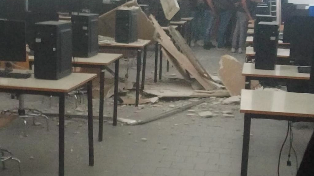 Gli studenti nell’aula del crollo