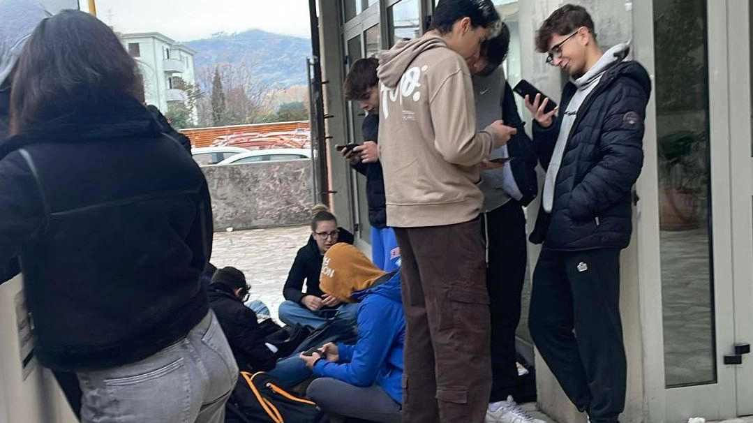 Studenti al freddo . Rotti i termosifoni  al liceo Duca d’Aosta