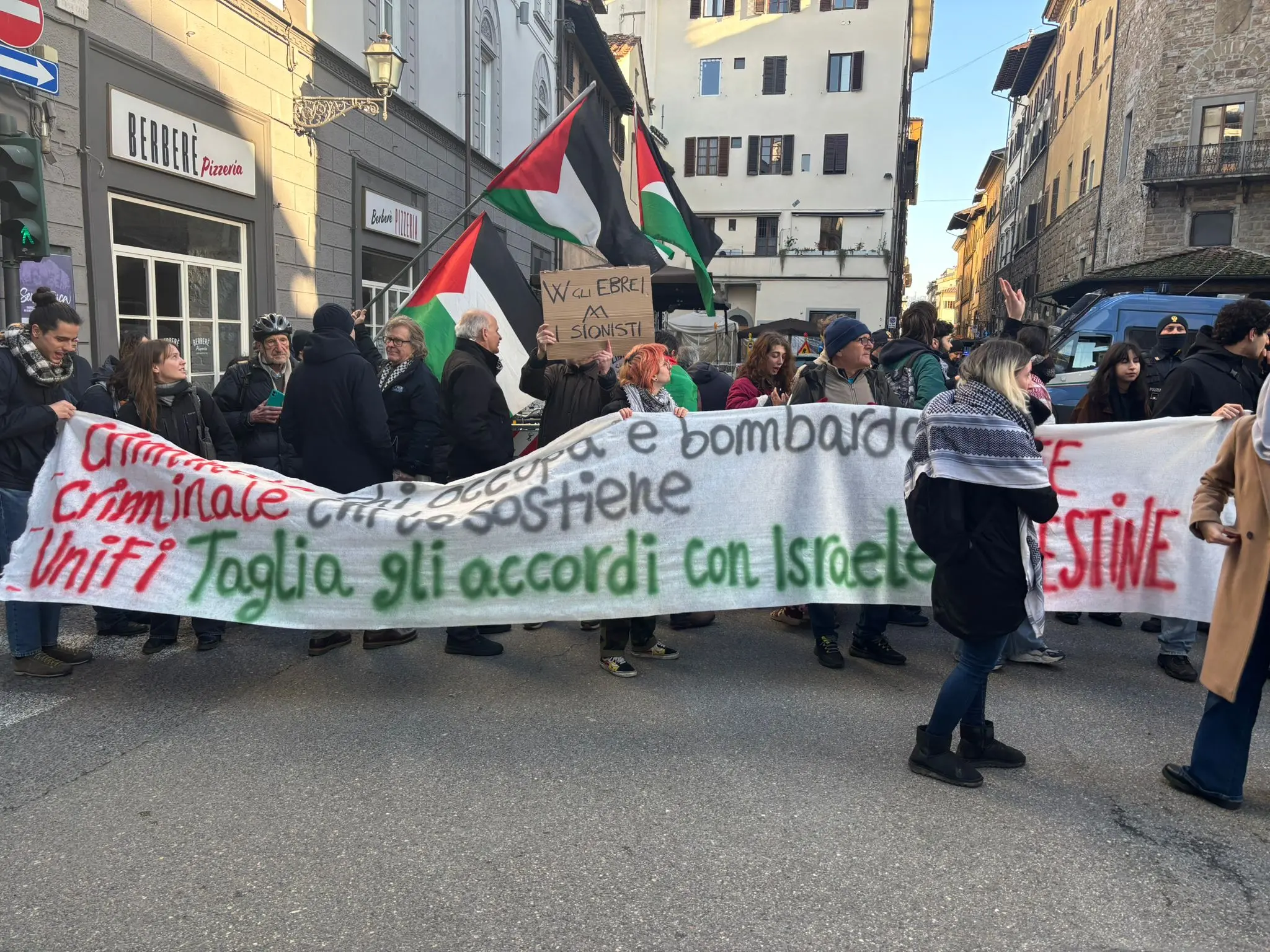 A Firenze presidio contro convegno Israele: "E' offensivo"