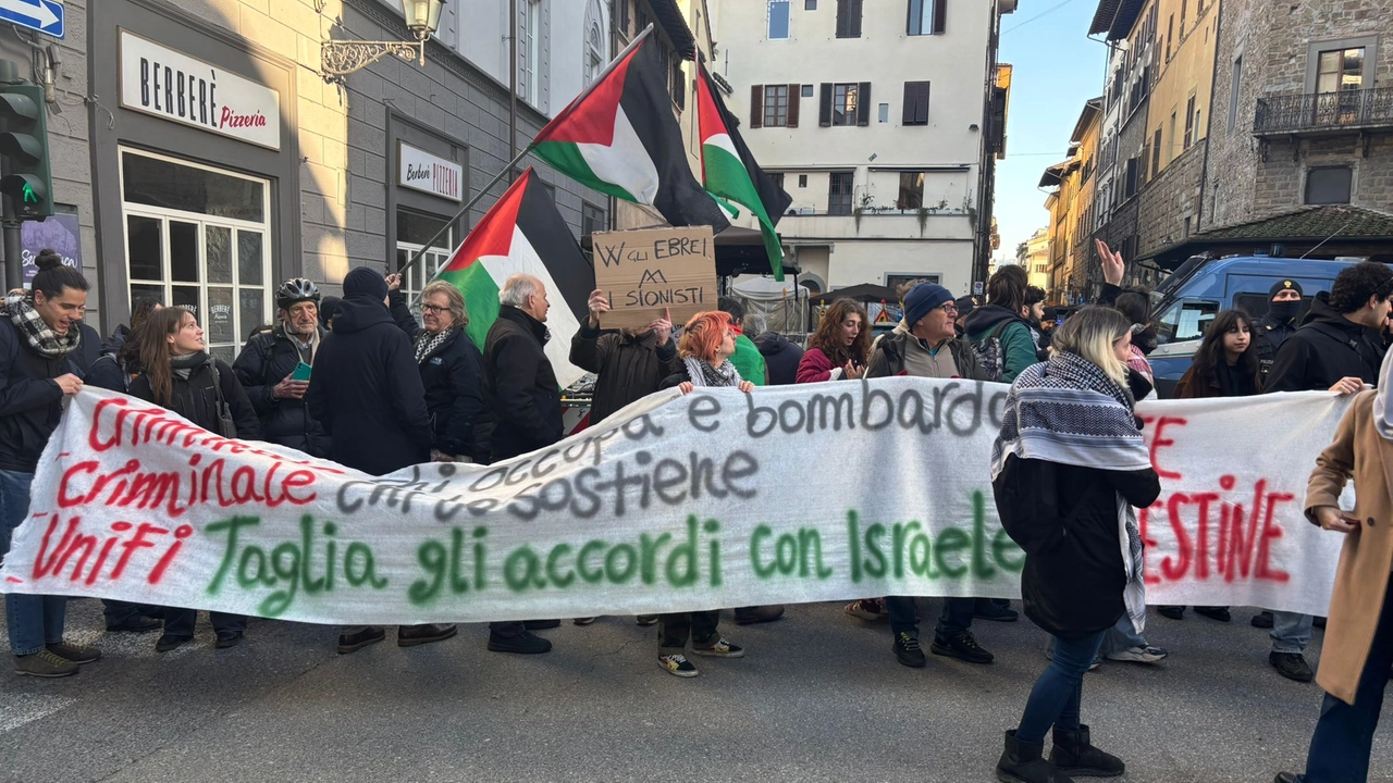 A Firenze presidio contro convegno Israele: "E' offensivo"