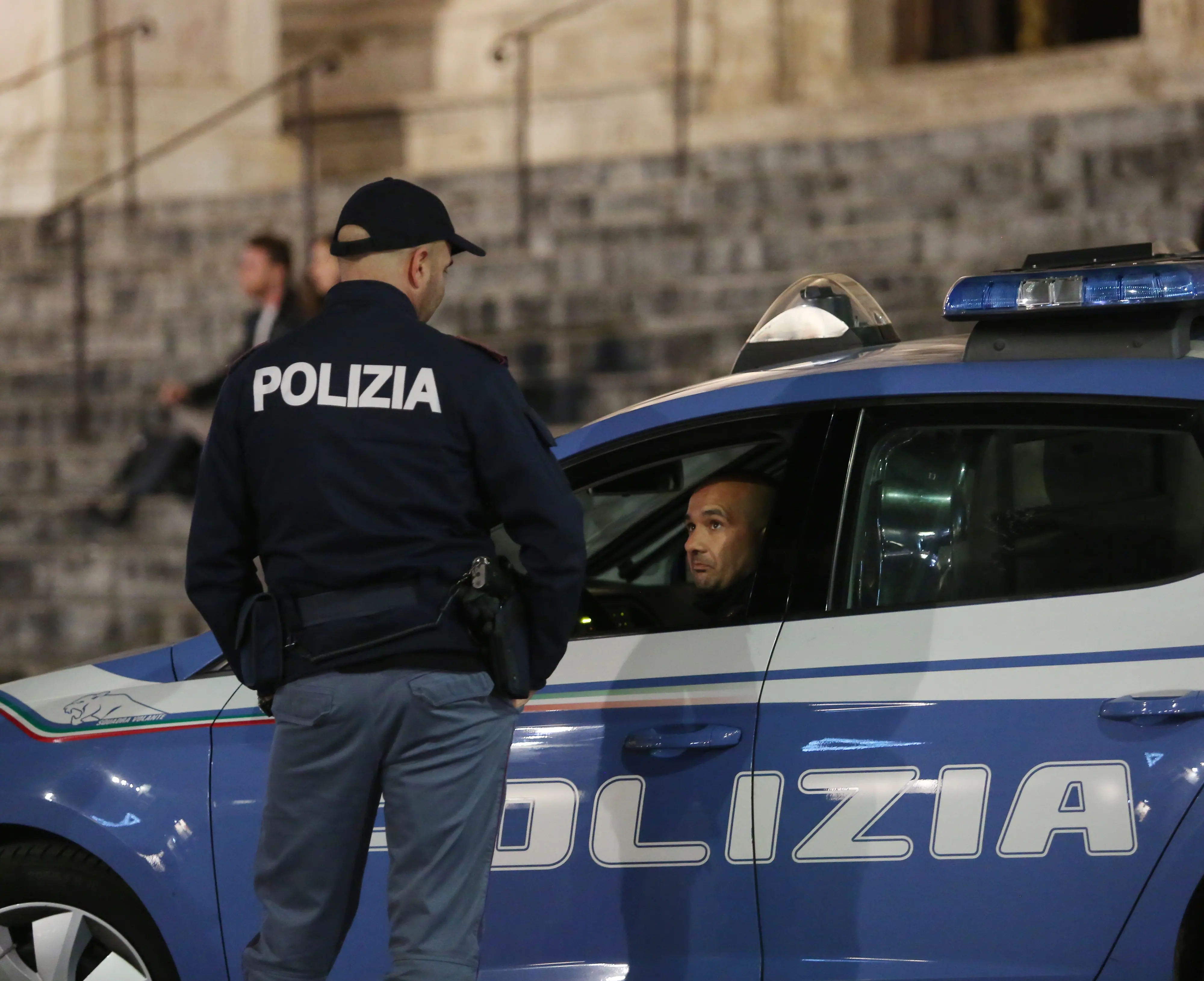 Donne punte con una siringa a Pisa, c’è un sospettato. L’uomo è stato perquisito