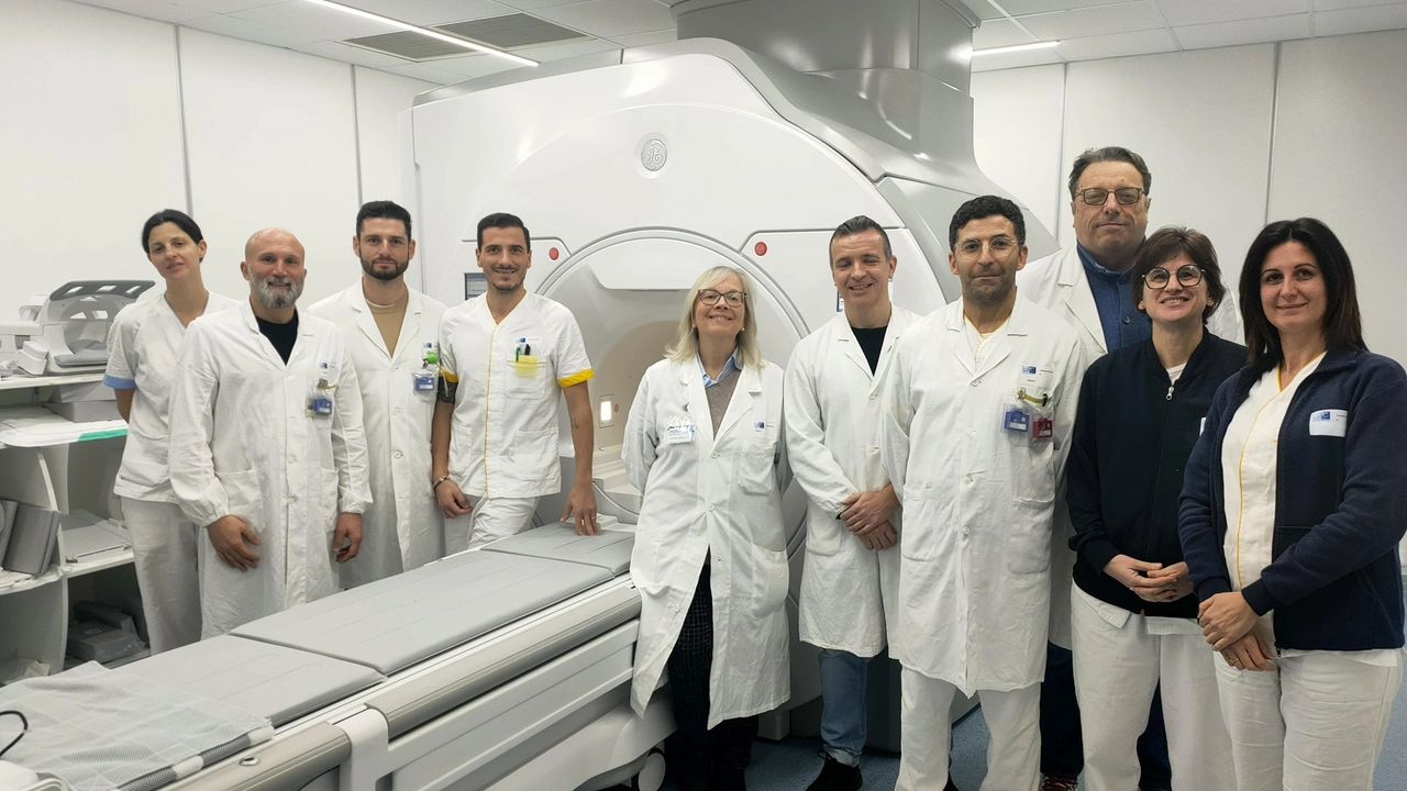 Gli operatori della Radiologia dell’ospedale San Jacopo, diretta dalla dottoressa Lucilla Di Renzo