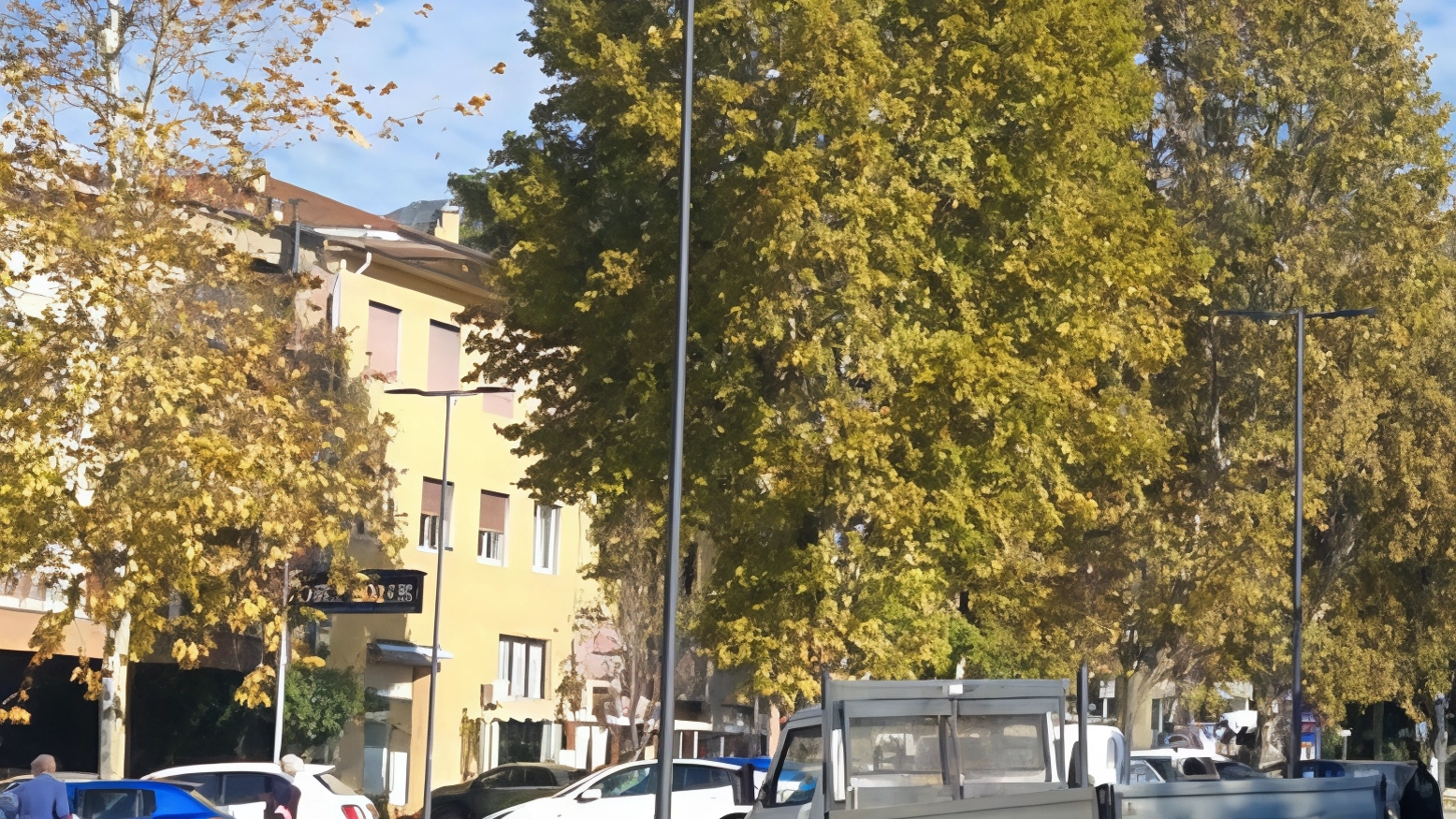 Parcheggio di via Veneto. Nuovi lampioni e servizi