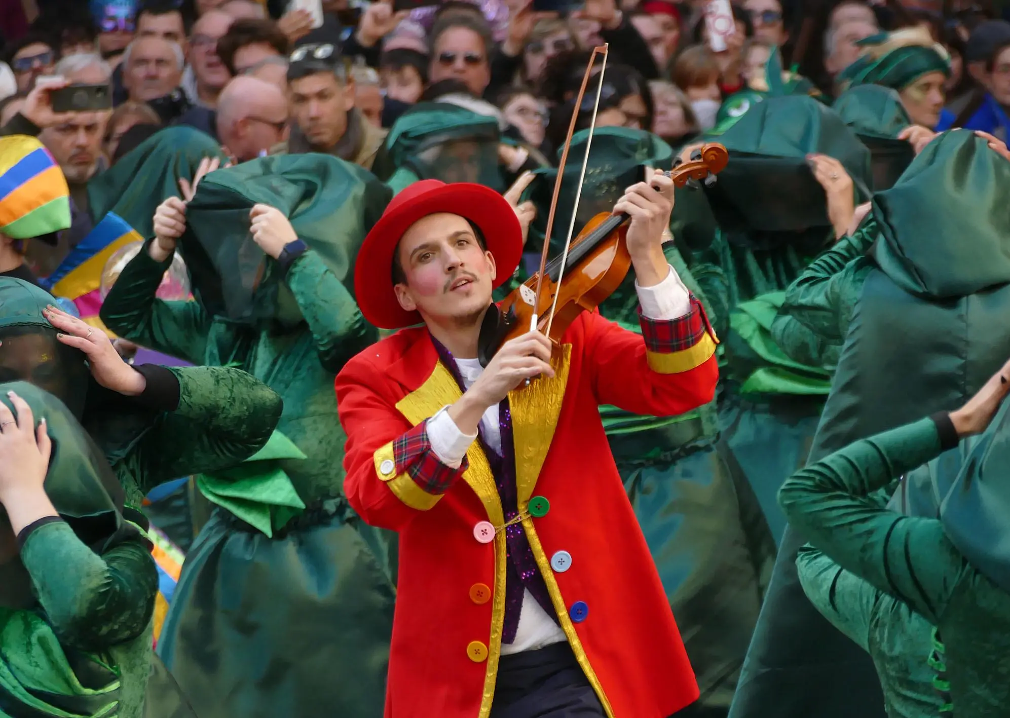 Carnevale, oggi il gran finale. Quattro cantieri in fermento in attesa del nome del vincitore