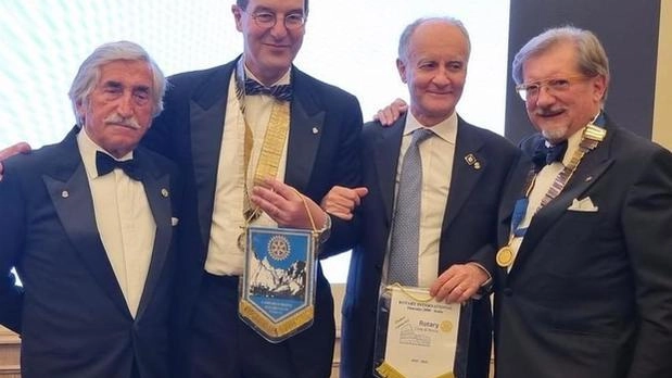 I rappresentanti dei due sodalizi del Rotary in occasione del centenario del club romano