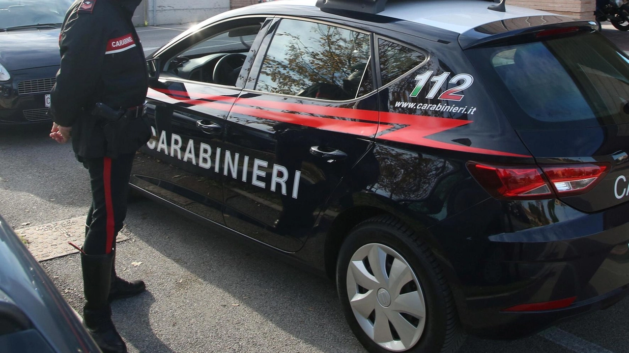 Operazione ad “alto impatto“ dei carabinieri: controllate 75 persone e 13 veicoli