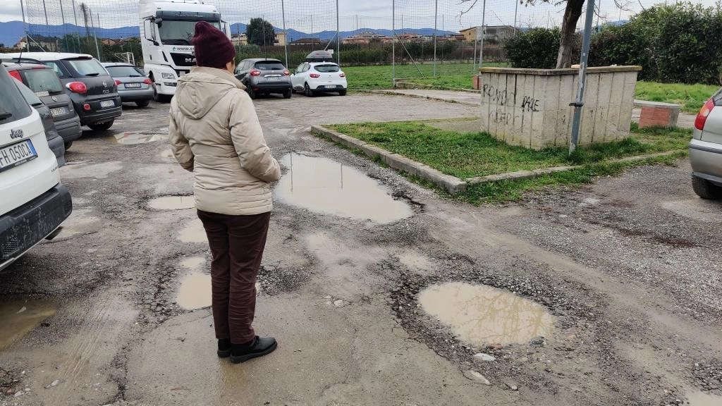 Così si presenta oggi l’area di via Alfieri, a Stazione. Grazie ai due contributi l’intervento è interamente finanziato senza aggiungere risorse del Comune