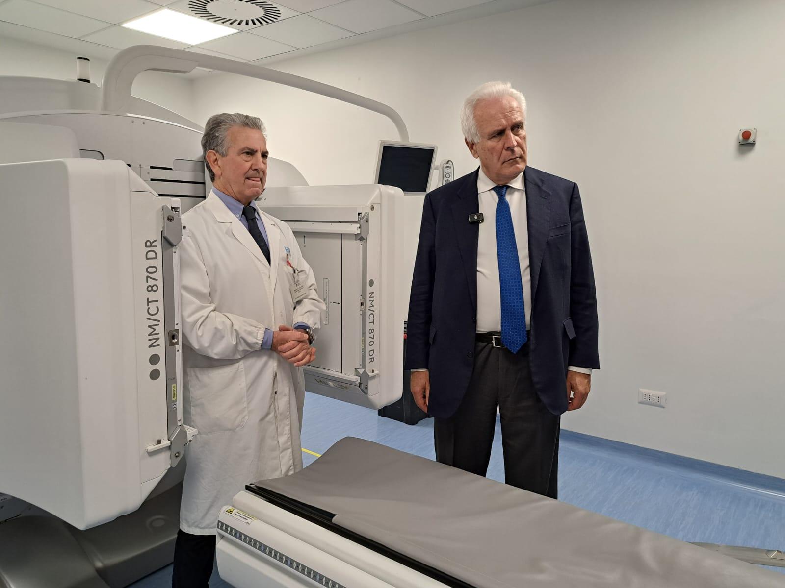 Il presidente Giani in visita alle Unità di Medicina Nucleare, Radioterapia e Radiologia