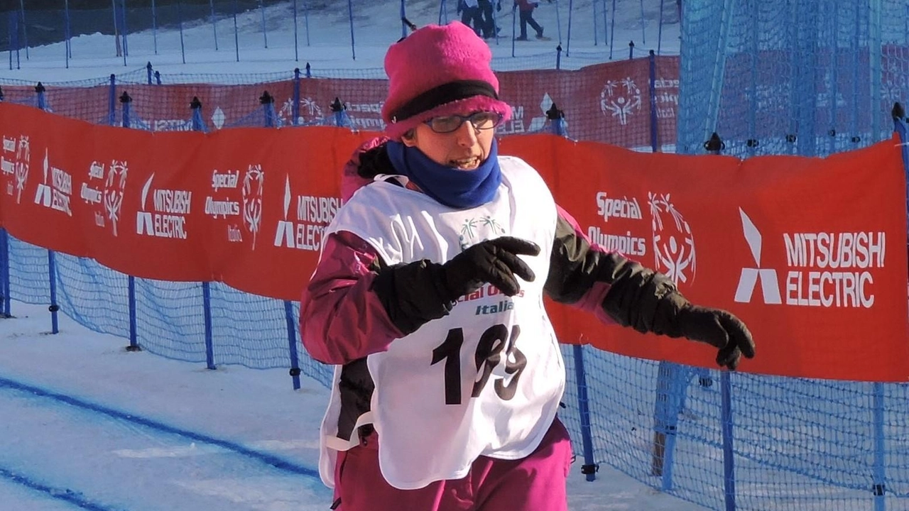 Nata con un ritardo psicomotorio sarà in gara a Torino con la racchette da neve. Nuoto e atletica le altre sue passioni. "Ce la metterò tutta e mi divertirò. E comunque l’omaggio del sindaco è stato un momento unico".