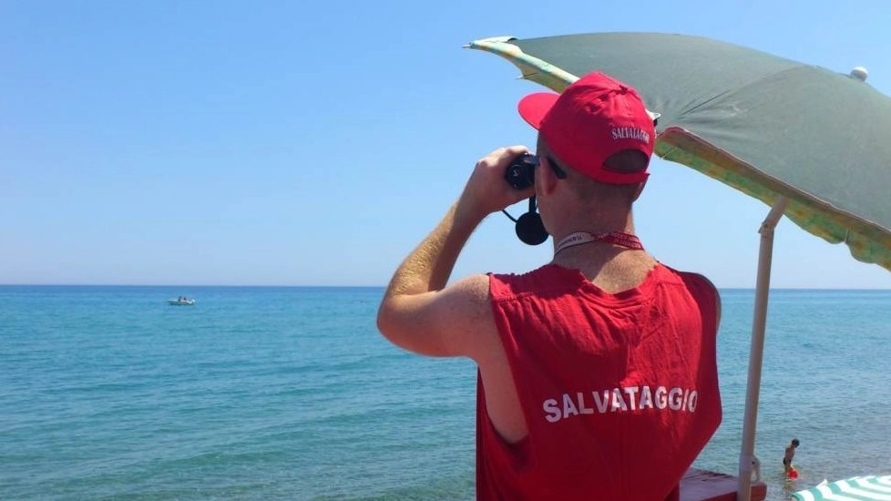 Lido di Camaiore, brutta disavventura per un turista svizzero di mezza età