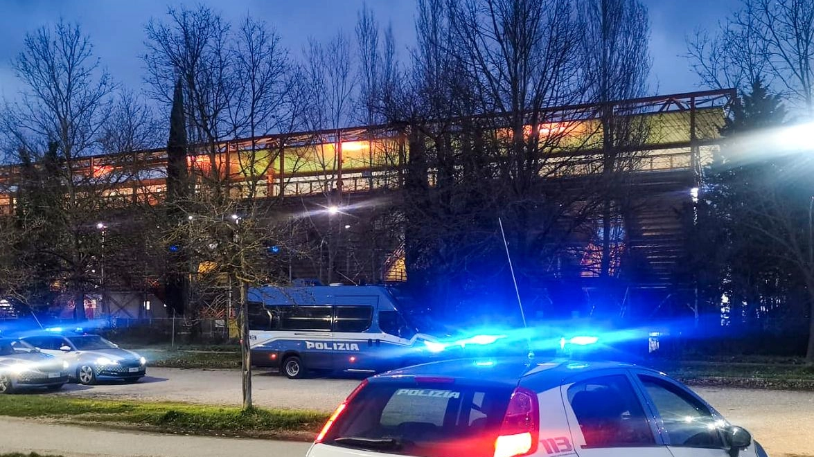 Con le catene allo stadio. Scattano tre Daspo dopo Perugia-Rimini