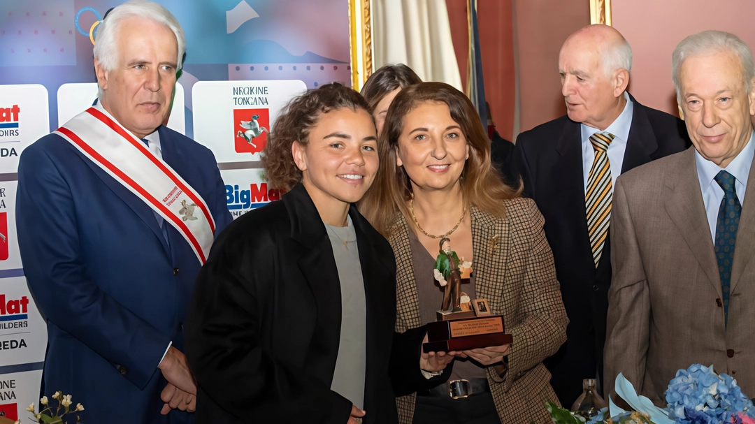 I Lucchesi nel Mondo omaggiano Jasmine Paolini. La campionessa di tennis nata a Bagni di Lucca ha ricevuto l’omaggio dei...