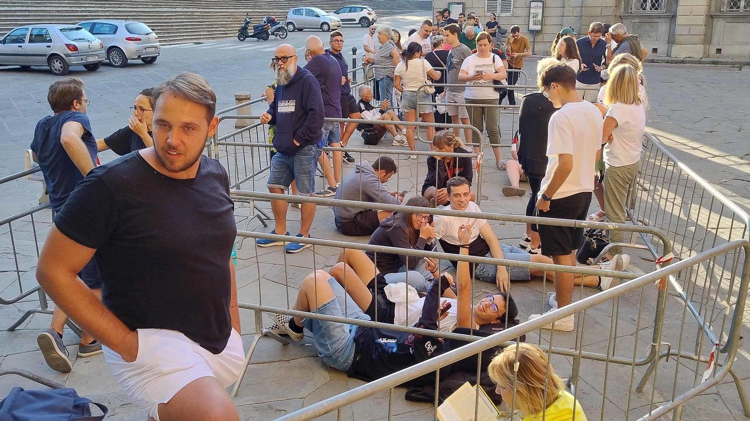 Notte in bianco per un biglietto di tribuna