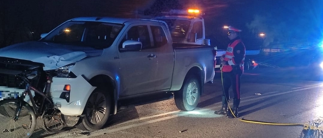 Incidente fra auto e bicicletta, ciclista muore durante il trasporto in ospedale