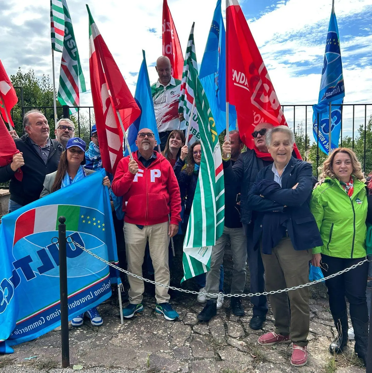 Assistenza socio-sanitaria, i lavori in piazza per il contratto