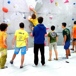 Prato, al Crazy Center uno stage di arrampicata sportiva per i giovani agonisti