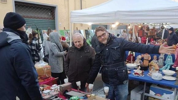 Torna ’Curiosando e riciclando’. Collezionisti a caccia di affari